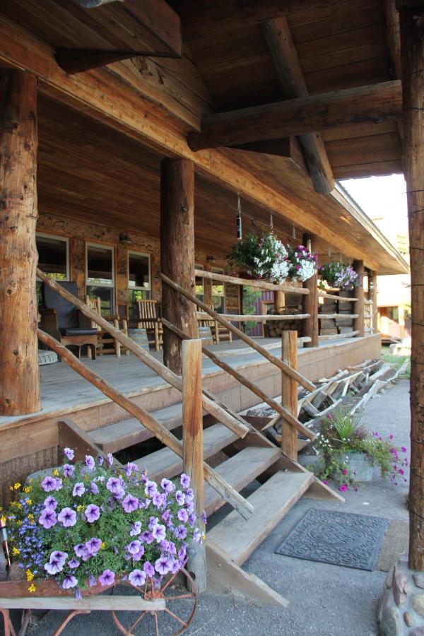 Sugar Loaf Lodge & Cabins Anaconda Exterior photo