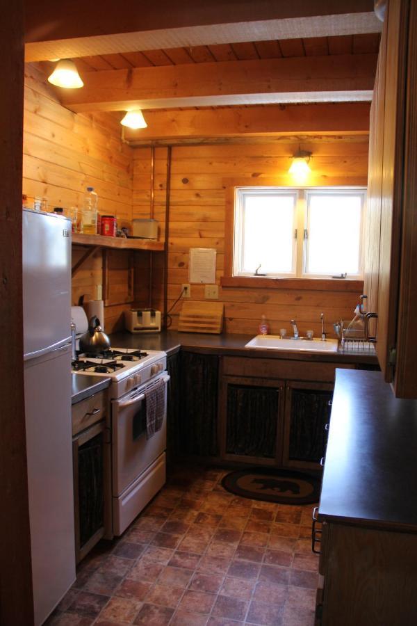 Sugar Loaf Lodge & Cabins Anaconda Exterior photo