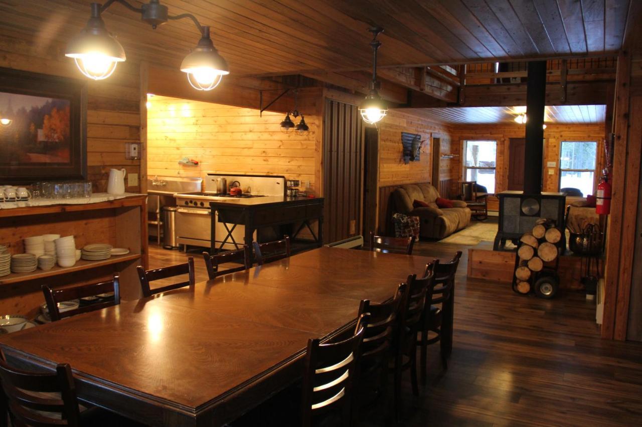 Sugar Loaf Lodge & Cabins Anaconda Exterior photo